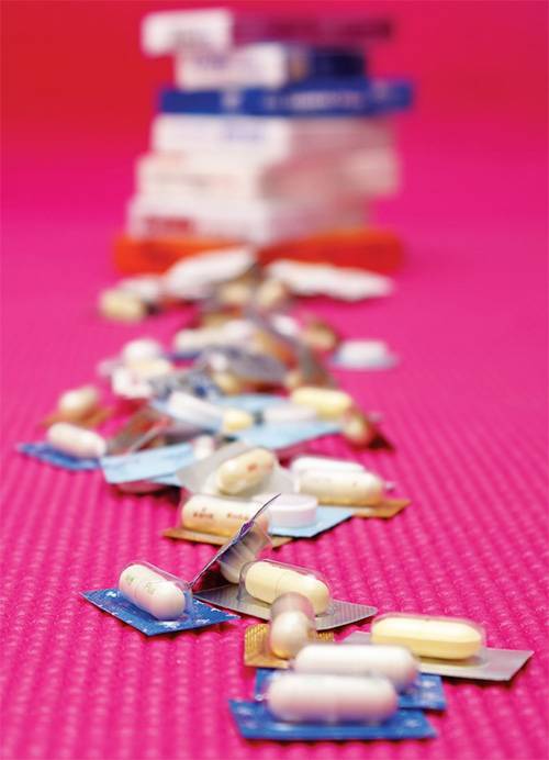 약을 제대로 보관하지 않으면 유효기한이 지나지 않아도 변질될 수 있다./사진=클립아트코리아