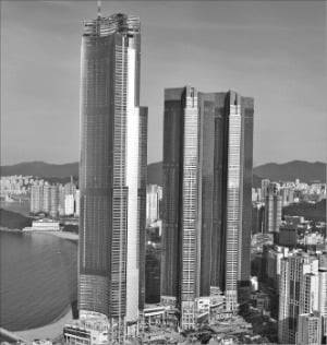 부산 해운대 ‘엘시티 더샵’.  포스코건설 제공