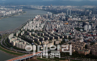 서울 강남구 압구정동 아파트 밀집지역 전경.(사진=강남구 제공)