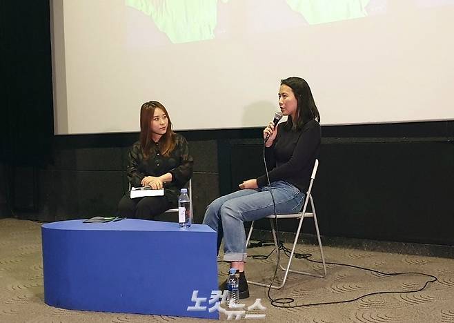 지난 9일 오후, 서울 마포구 서교동 KT&G 상상마당 시네마에서 제13회 대단한 단편영화제 김보라 감독 특별전이 열렸다. 왼쪽부터 모더레이터를 맡은 김현민 영화 저널리스트, 김보라 감독 (사진=김수정 기자)