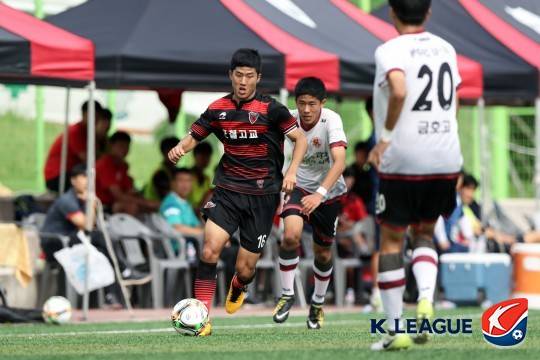 고등학생 이수빈의 모습. 프로축구연맹 제공
