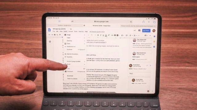 새로운 아이패드OS의 사파리 브라우저는 데스크톱 버전으로 바뀌었다. (사진=씨넷)