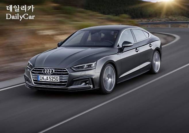 2019년식 아우디 A5 스포트백 45 TFSI 콰트로 프리미엄