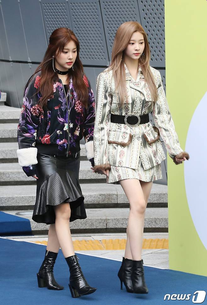 강혜원-김민주, 예쁜애 옆에 예쁜애