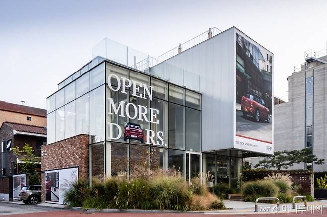 21일 서울 마포구 합정동 카페에서 진행된 '뉴 미니 클럽맨' 출시 현장. /사진제공=BMW그룹코리아