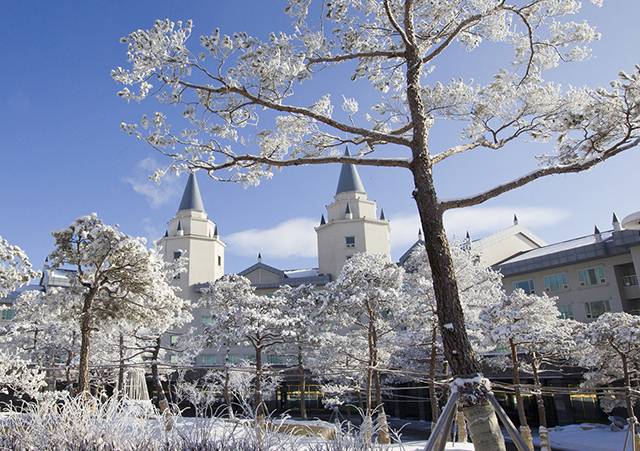 ▲2000년 10월 스몰카지노로 출발했던 하이원 팰리스호텔 설경. ⓒ프레시안