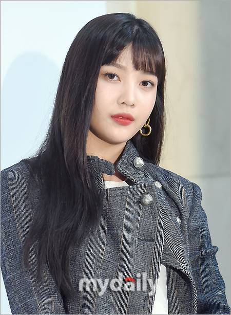 ▲ 레드벨벳 조이 '앞머리에 귀여움 UP'