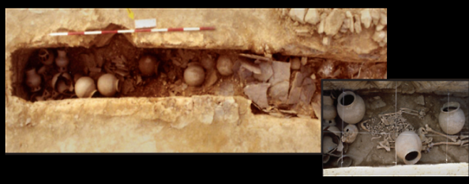 임당5B-2호 고분에서 인골이 출토될 당시의 모습. 토기 등 다양한 유물이 함께 발견되었다.