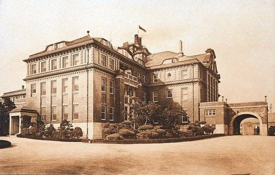 첫 개관 당시 웨스틴조선호텔. 당시 이름은 조센호테루였다. [사진 웨스틴조선호텔]