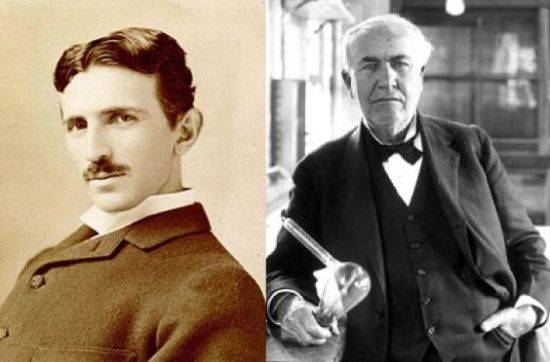 토마스 에디슨(사진 오른쪽)과 니콜라 테슬라는 전기의 송전 방식을 두고 대립합니다. 테슬라를 대신해 웨스팅하우스사가 나서지만 테슬라가 직접 나서면서 전류전쟁은 테슬라와 웨스팅하우스의 승리로 결정됩니다. [사진=위키피디아]