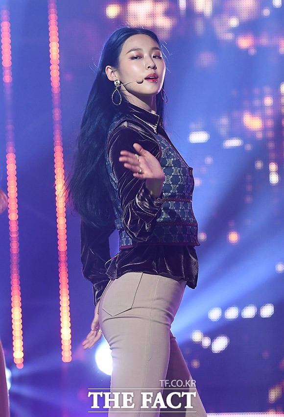 설현