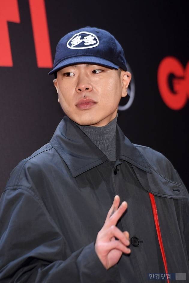 [포토] 오혁, '어색한 브이'