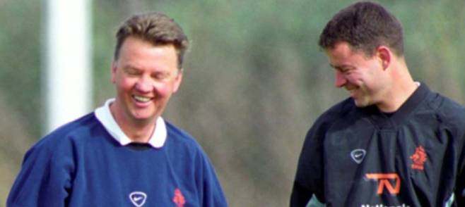 ▲ 루이 판할 감독(왼쪽)과 함께 일한 레이몬드 코치(오른쪽)