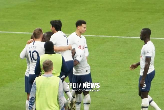 ▲ 번리를 대파한 토트넘 ⓒ신인섭 통신원