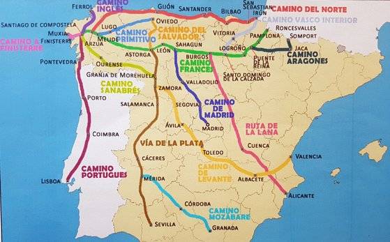 산티아고 순례길 전체 지도. 10개가 넘는 길이 하나의 도시로 향한다. [지도 롯데관광]