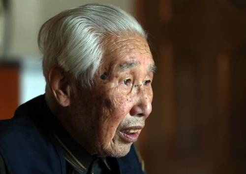 조병창 강제동원 피해자 중 유일한 생존자 김우식 할아버지 95세 연세의 할아버지는 배고픔 속에 일만 하던 17살 때 경험을 잊지 못하고 있다. [촬영 윤태현 기자]