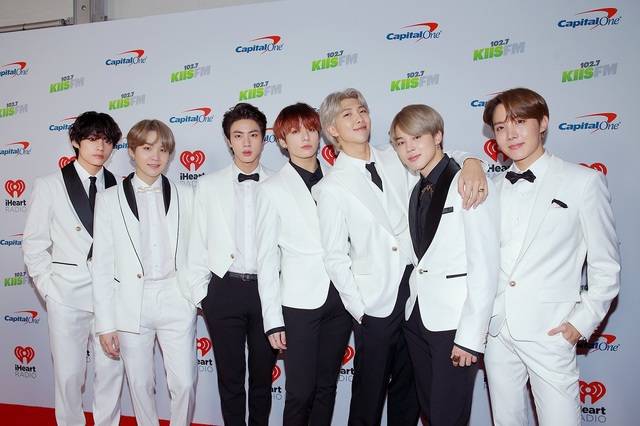 [서울=뉴시스] 방탄소년단 아이하트라디오 징글볼 (사진 = 빅히트 제공) 2019.12.08 realpaper7@newsis.com