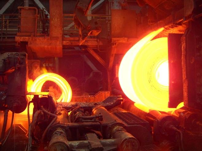 포항제철소 2열연공장 연연속설비 현장(사진=포스코 제공)