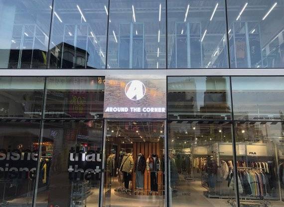 LF의 스트리트 편집숍 브랜드 ‘어라운드더코너’가 21일 대구 동성로점을 오픈한다. LF제공