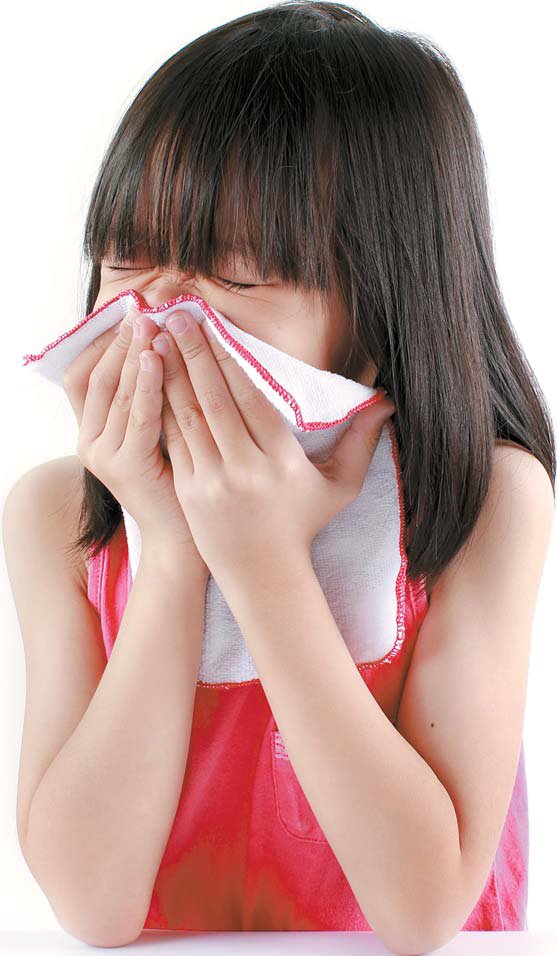 알레르기성 질환은 가족력 영향이 큰 편이다. [중앙포토]