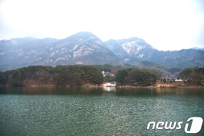 포천 산정호수(경기관광공사 제공)© 뉴스1