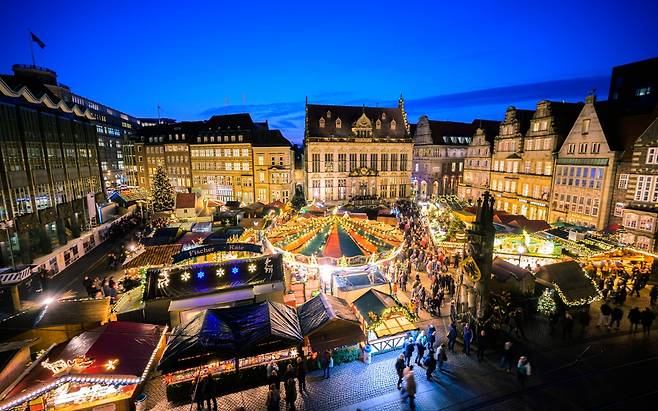 독일 브레멘 도심의 크리스마스 마켓/사진=AFP