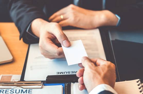 고객DB는 명합 정보 뿐 아니라 고객과 접촉한 다양한 히스토리가 저장되어야 한다, 출처: 게티이미지뱅크코리아