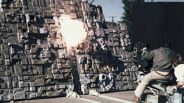 데스 스타가 폭발하는 장면을 촬영하는 모습 / 사진제공=ILM