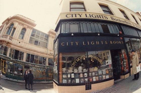 히피세대의 본거지였던 샌프란시스코 시티라이트 북스토어. 중앙포토