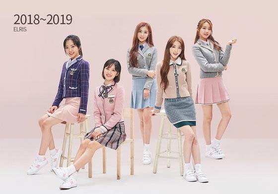 교복 브랜드는 당대 유명한 아이돌을 모델로 선호한다. 2018~2019년 모델인 5인조 걸그룹 엘리스(ELRIS).[사진 형지엘리트]