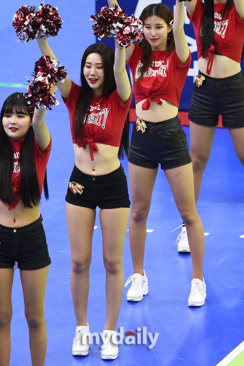 ▲ 치어리더 '엄청난 다리 길이'
