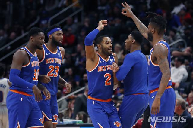 [디트로이트=AP/뉴시스] 미국프로농구(NBA) 뉴욕 닉스 선수단. 2020.02.08