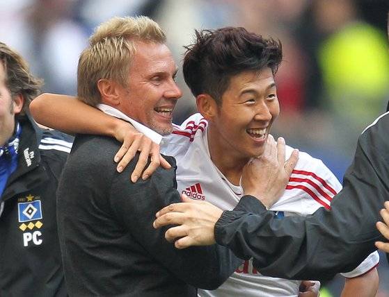 손흥민 스승 핑크 감독은 세계적인 선수로 자란 손흥민이 대견하다. [EPA=연합뉴스]