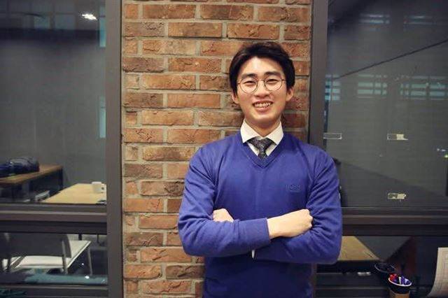 정재종씨는 "누군가에게 희망을 주기 위해 정장을 입고 달린다"고 말했다.             정씨 제공