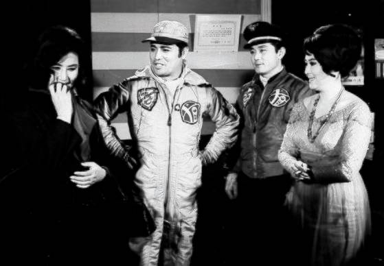 신상옥 감독의 ‘빨간 마후라’(1964). [중앙포토]