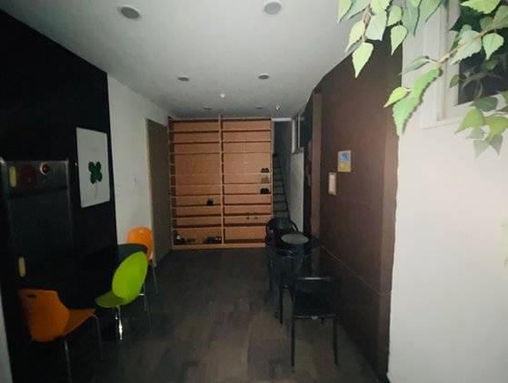 대구에 위치한 한 신천지 센터의 모습. 성경공부 등이 이뤄지는 공간으로 신천지라는 이름은 어디에도 쓰여있지 않다. 신천지 교인들은 이 센터를 'ㅅㅌ'혹은 '센'이라는 은어로 부른다. A씨 제공