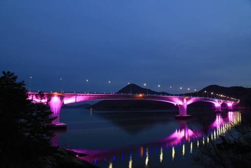 전남 여수 낭도대교(낭도∼둔병도) 야경 모습이다. 여수시제공