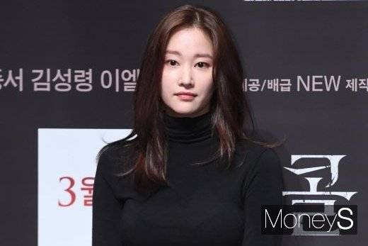 배우 전종서가 JTBC 예능프로그램 ‘아는 형님’에 출연해 화제다. /사진=장동규 기자