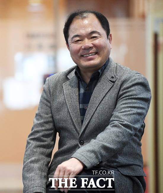 '천의 얼굴을 가진 만능 조연스타'. 배우 유형관은 감칠맛 나는 감초 연기로 남녀노소 누구에게나 친숙한 대중적 이미지를 구축한 배우다. /이효균 기자