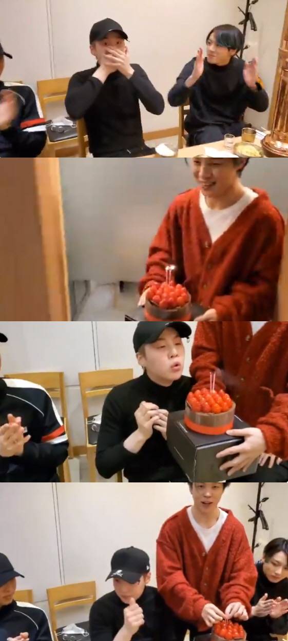 /사진=방탄소년단 트위터 (슈가 생일)