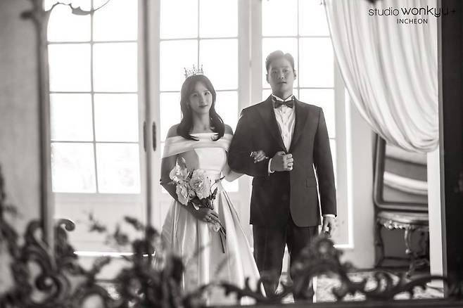 두 사람의 웨딩 사진. [사진 김단비]