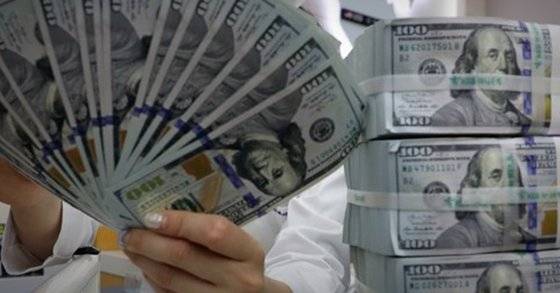 미국과 통화스와프 체결을 미국 달러를 마이너스 통장처럼 쓸 수 있게 됐다. 연합뉴스