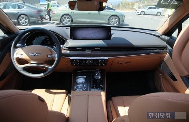 제네시스가 선보인 3세대 신형 G80 실내 모습. 사진=오세성 한경닷컴 기자