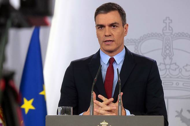 ⓒEPA페드로 산체스 스페인 총리가 3월14일 코로나19 확산을 막기 위해 국가비상사태를 선포했다.