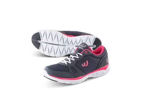 100만족 판매를 달성한 프로스펙스 연아라인. 사진 LS네트웍스