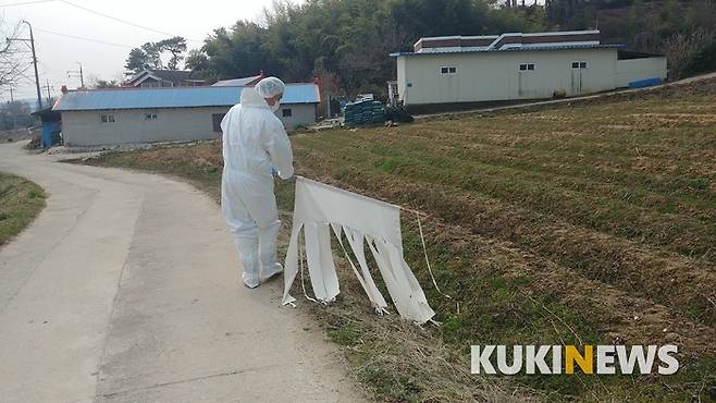 대전보건환경硏은 8일 진드기 개체 수가 급격히 늘었다며 야외활동 시 주의를 당부했다.
