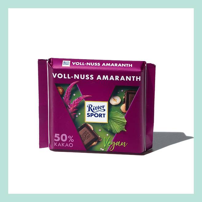 독일 대표 초콜릿 브랜드 리터스포트가 만든 100% 식물성 비건 초콜릿. 카카오의 깊은 풍미에 헤이즐넛과 아마란스씨가 바삭함을 더한다.