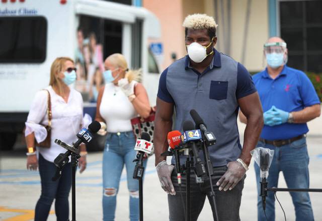 기부 활동에 나선 야시엘 푸이그. 사진=게티이미지코리아.