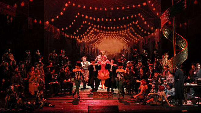 오페라 '호프만의 이야기' (사진=뉴욕 메트로폴리탄 오페라 홈페이지)