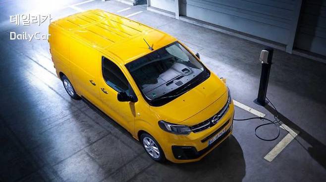 복스홀, 비바로-e